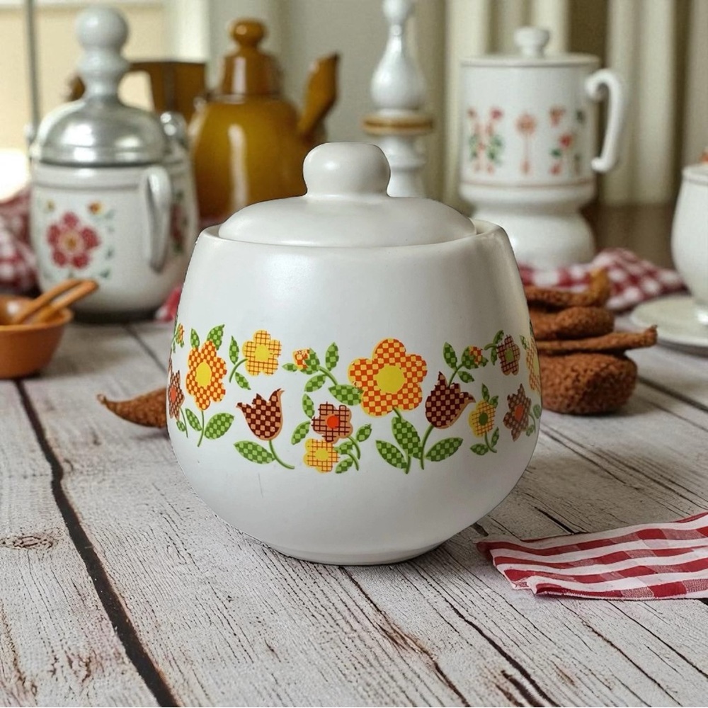 VTG  McCoy Sugar Bowl W Lid Orange  Yel Flowers 1970s  USA Replacement MCM Decor